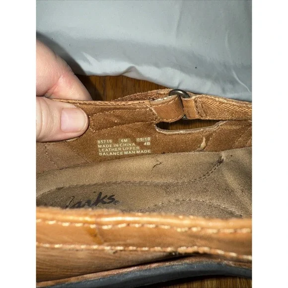 Clarks NIKKI COMMON Leather Sandal‎  Slip-On Flat Brown/Tan 6 M - Picture 7 of 7